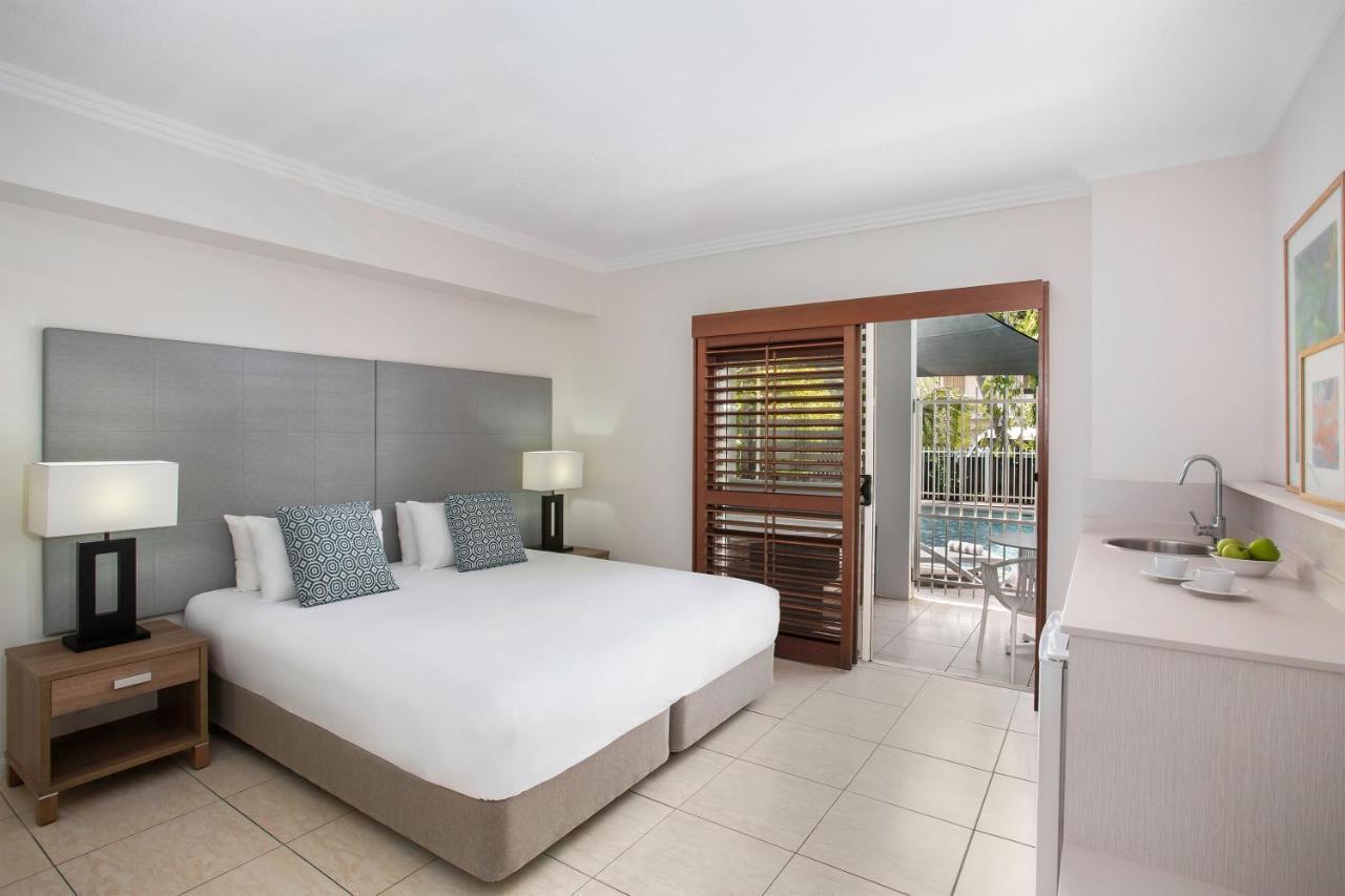 Mantra Aqueous On Port Lejlighedshotel Port Douglas Eksteriør billede