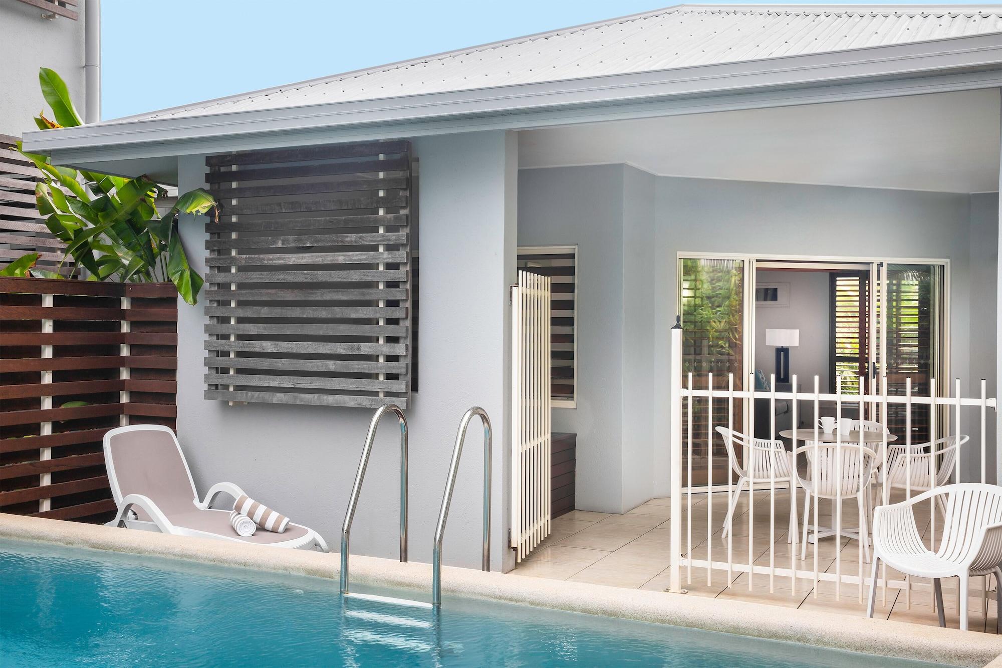 Mantra Aqueous On Port Lejlighedshotel Port Douglas Eksteriør billede