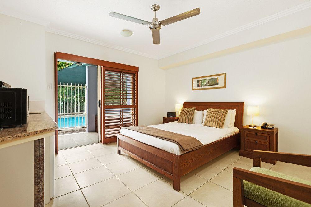 Mantra Aqueous On Port Lejlighedshotel Port Douglas Eksteriør billede